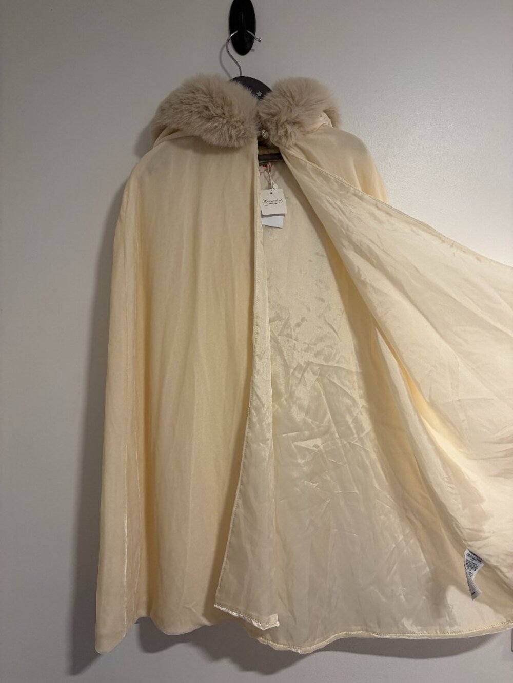 Bonpoint velvet and faux fur hooded cape with crystal enclosure